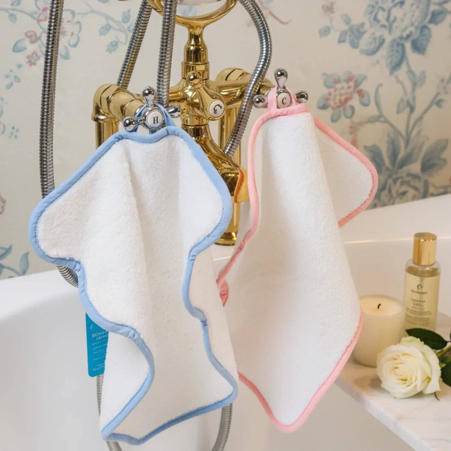 Bath Towels – Fluffy, Ultra Soft & Highly Absorbent (4 pieces)