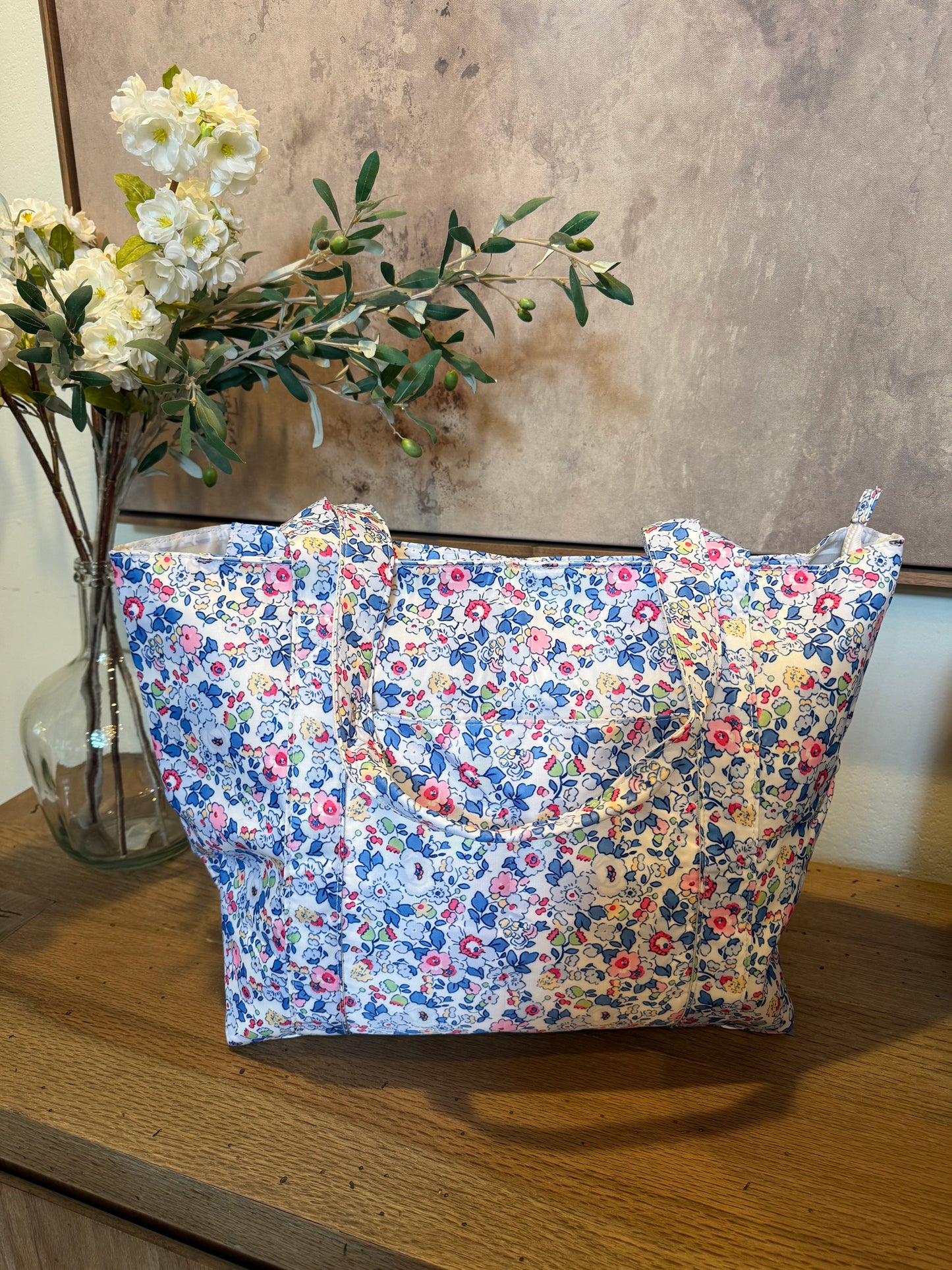 Liberty Betsy Oversized Tote Bag | Lightweight Women's Shoulder Tote