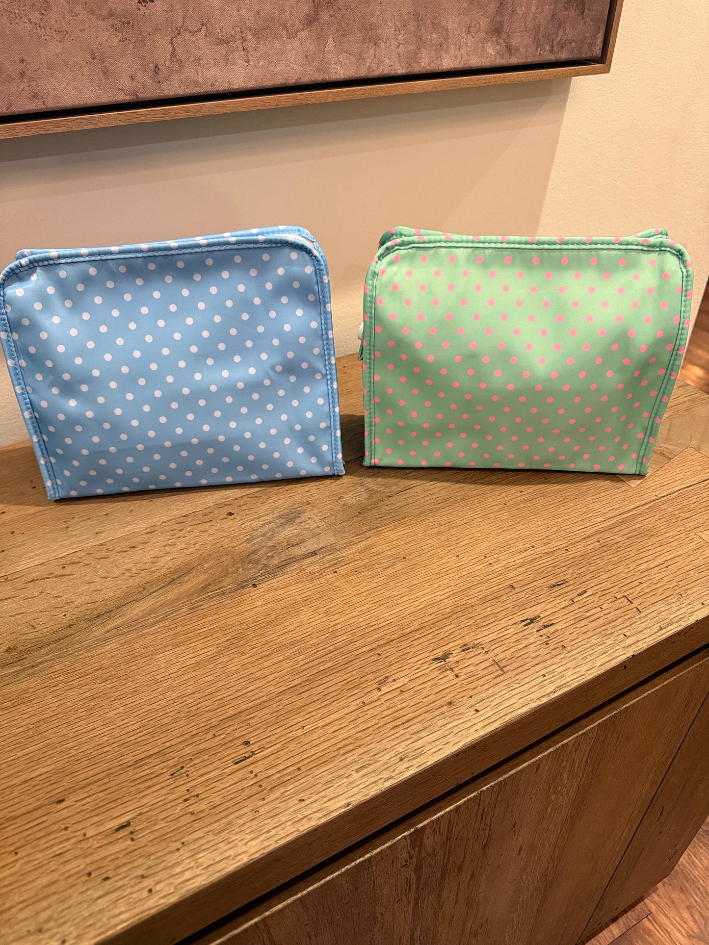 Fern and Fizz Pouch